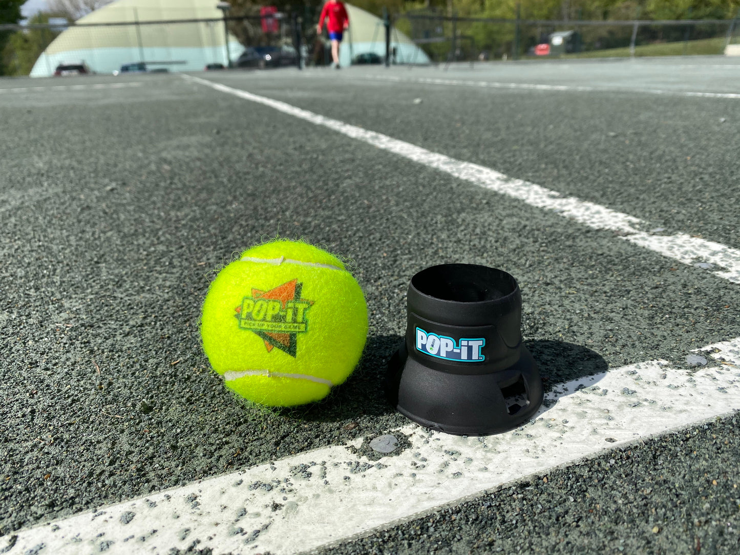 Pop-it! tennis balls