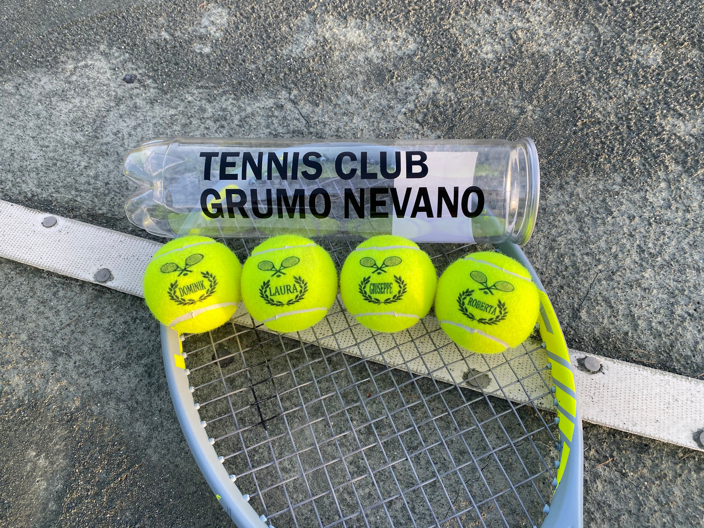 NTB - Adult Personalised Tennis Balls - Tennis Racket Emblem